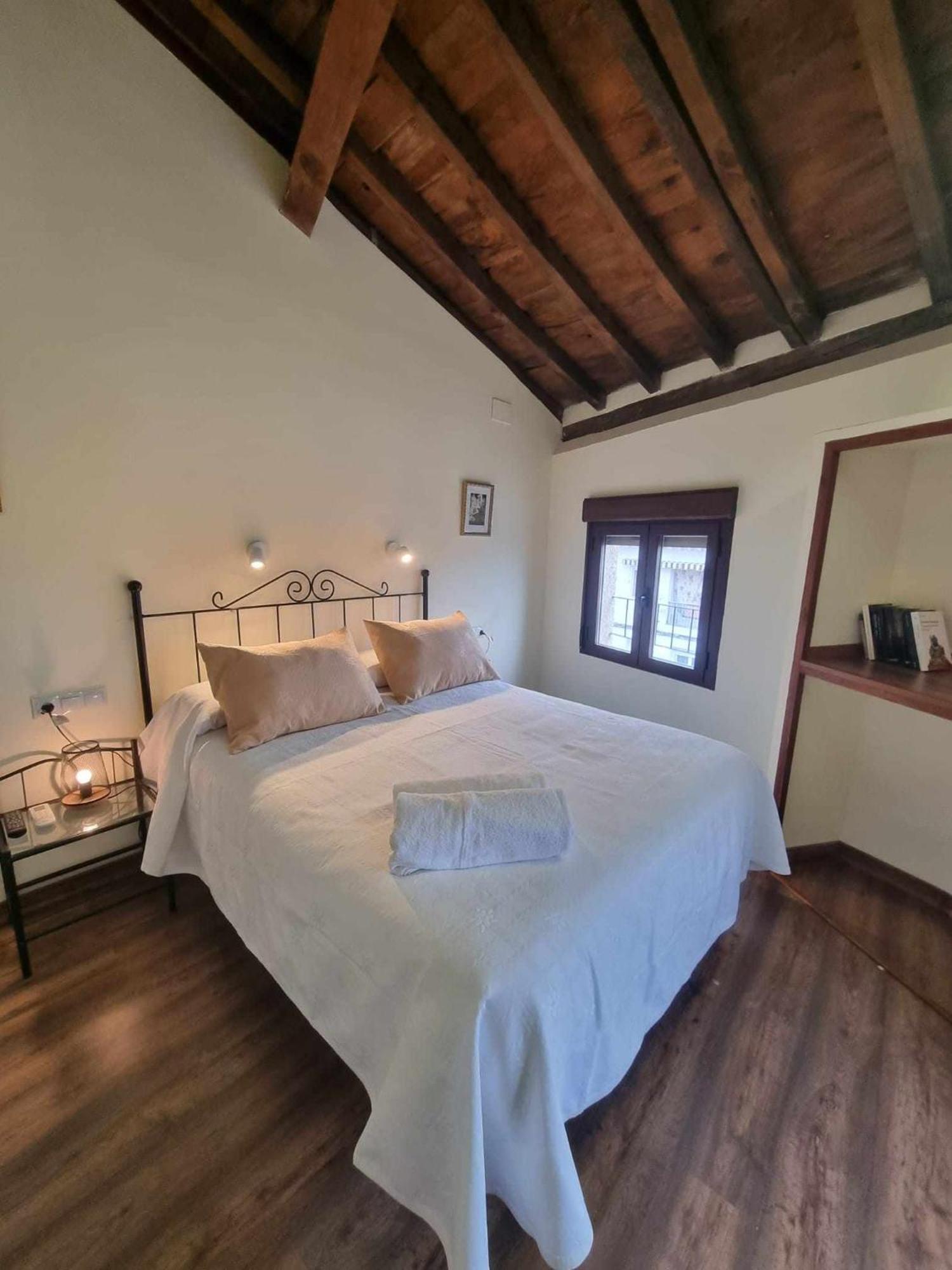 Lanchas De La Vera Apartment *