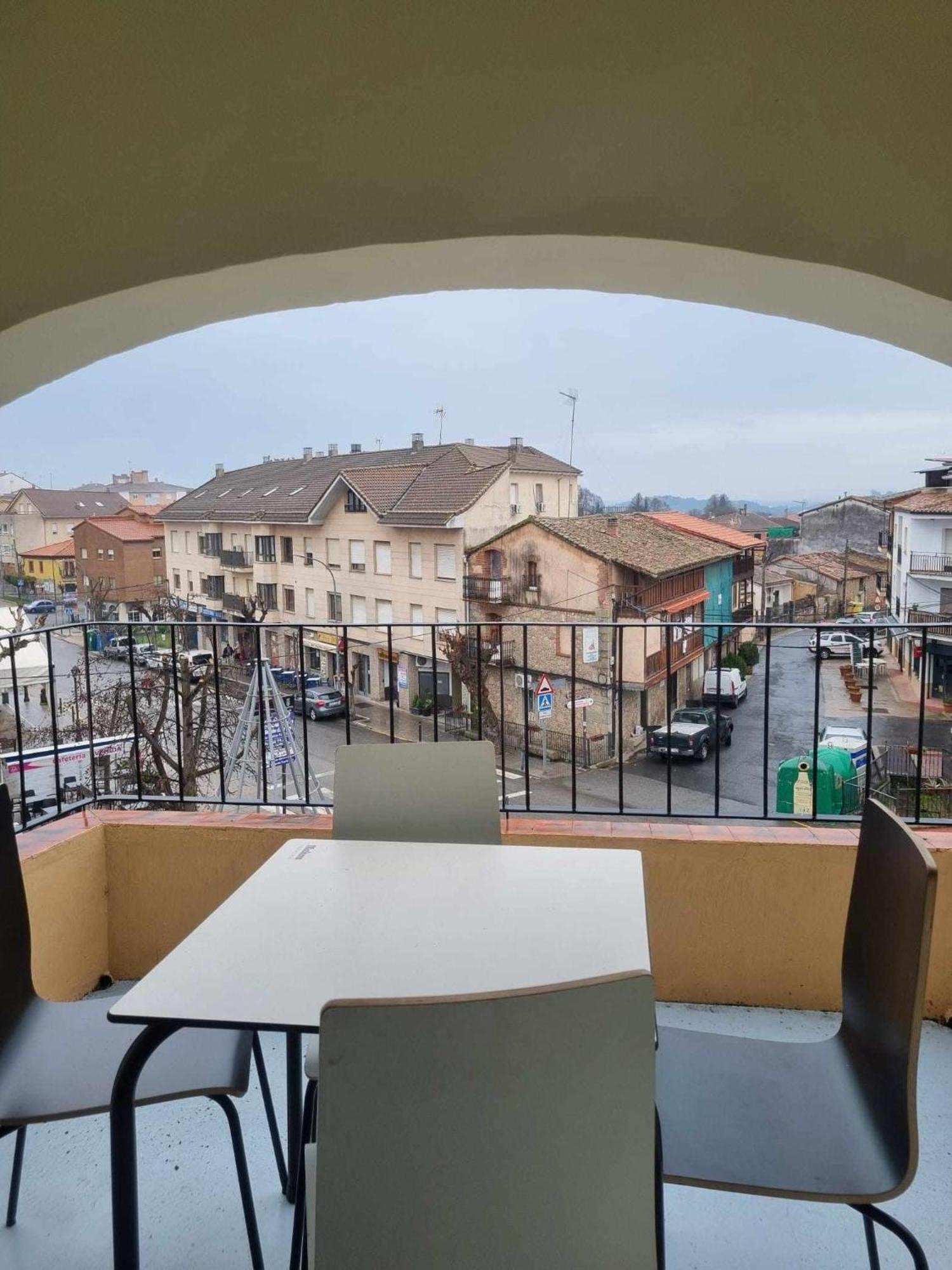 Lanchas De La Vera Apartment *