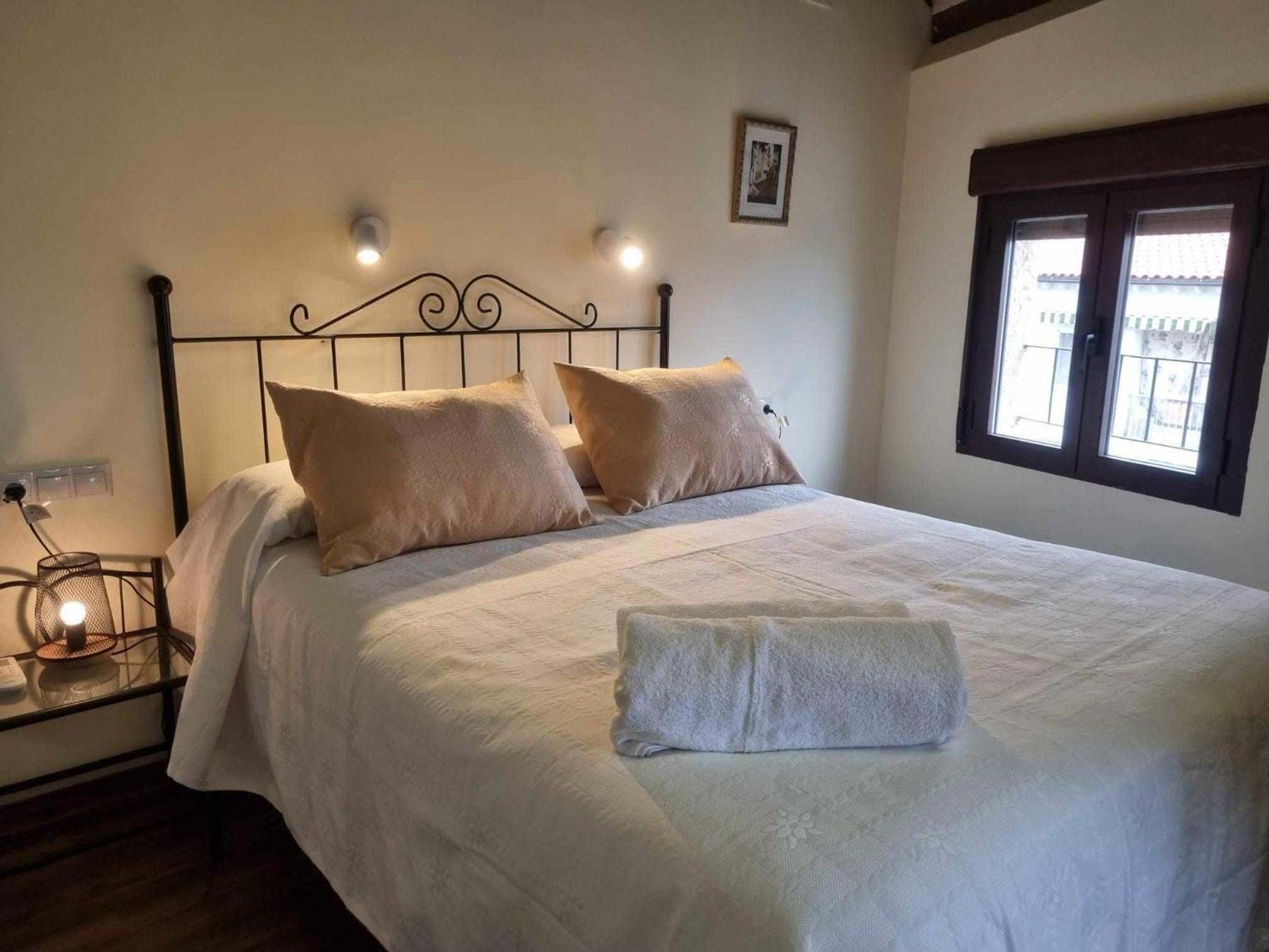 Lanchas De La Vera Apartment *